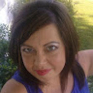 Meet your Posher, Lora